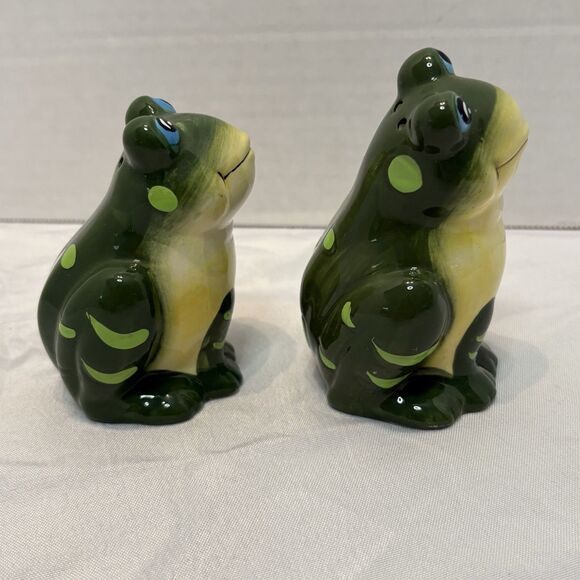 Vintage Frog Salt & Pepper Shakers Ceramic Green Yellow White Toads - Picture 6 of 8